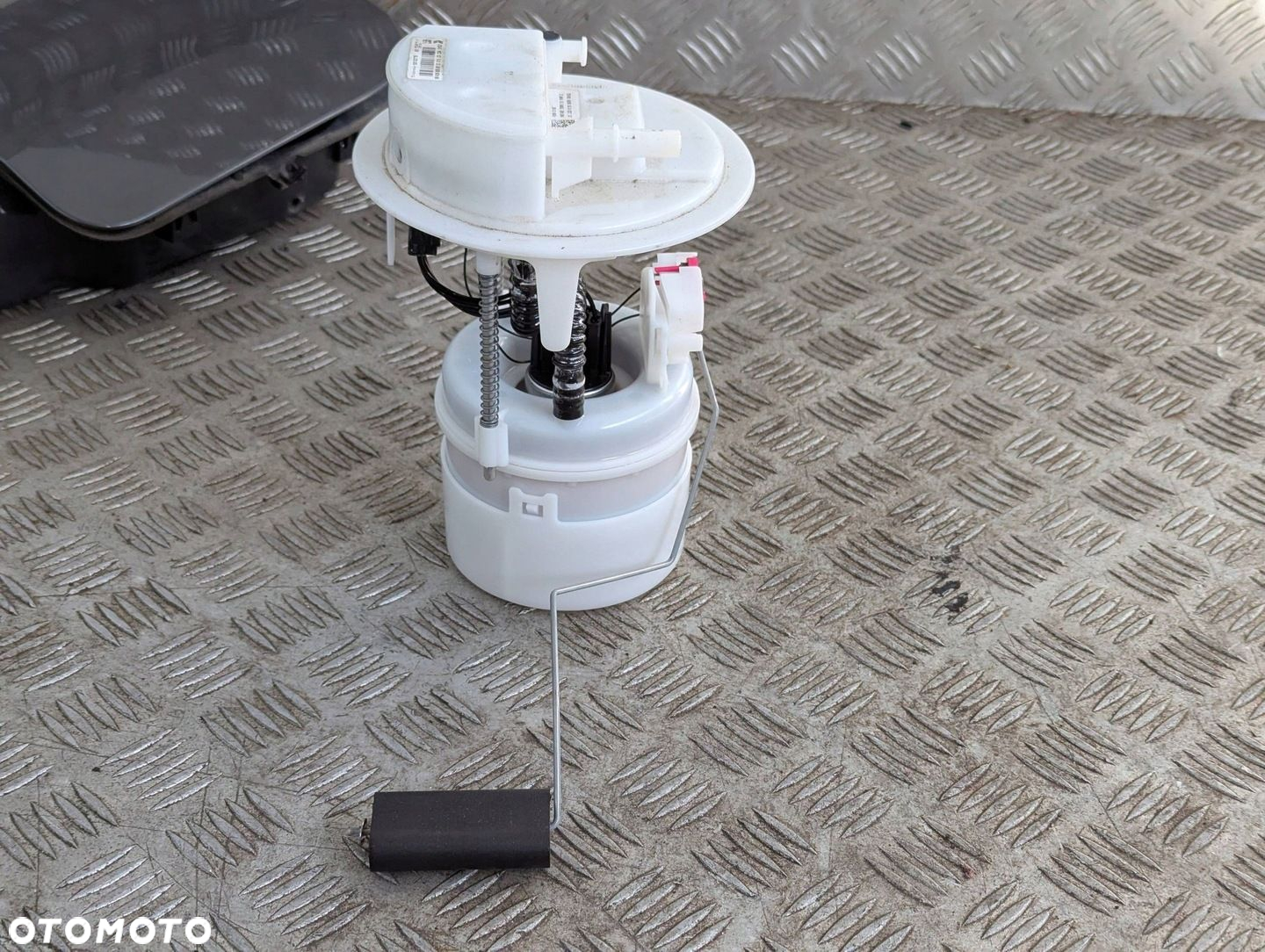 Citroen C4 X C4X 2020-2025 1.2 PureTech Pompa paliwa - 7