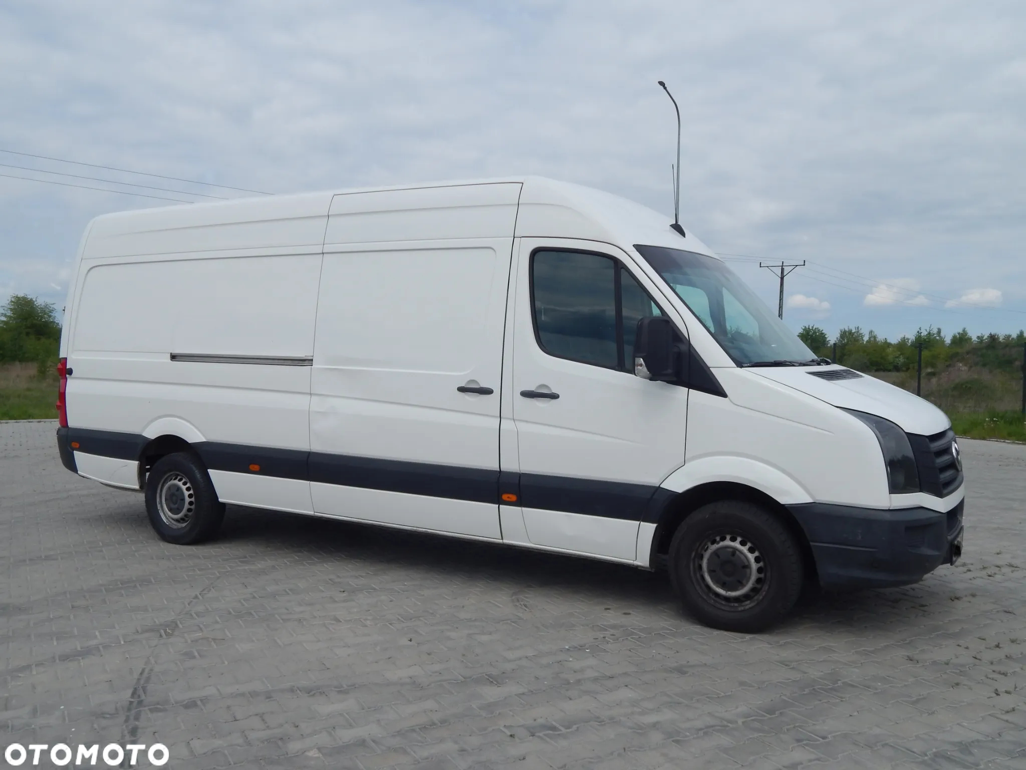 Volkswagen CRAFTER L3H2 - 24