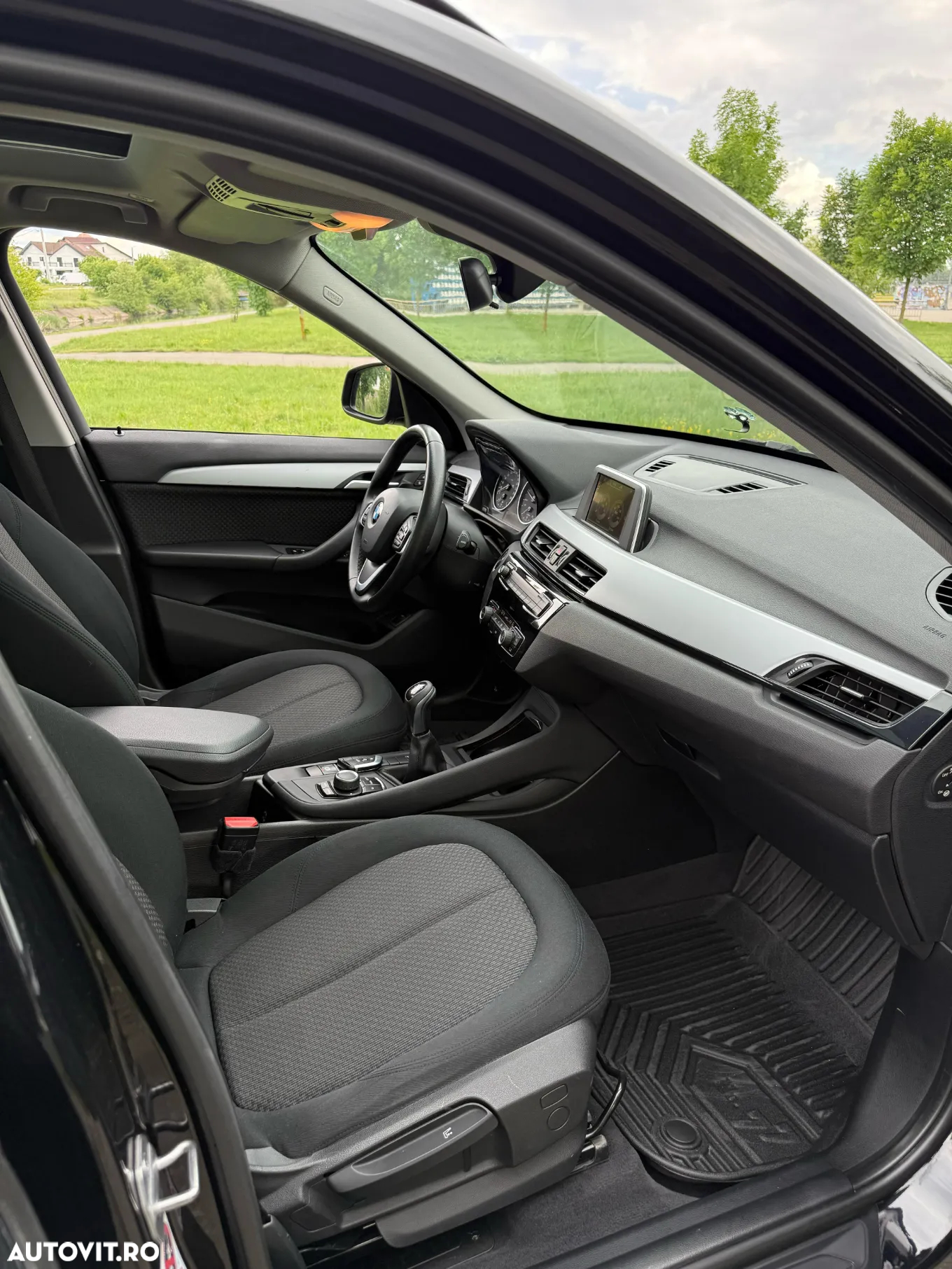 BMW X1 sDrive18i - 9