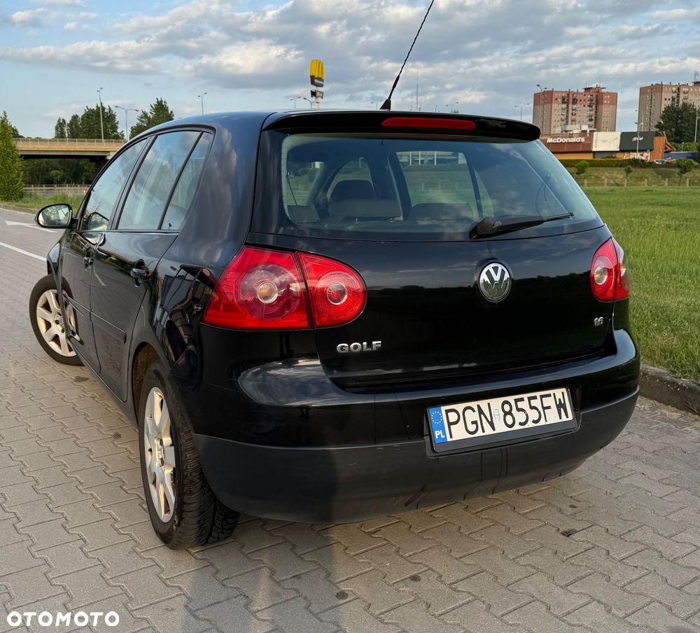Volkswagen Golf 1.6 Edition - 5