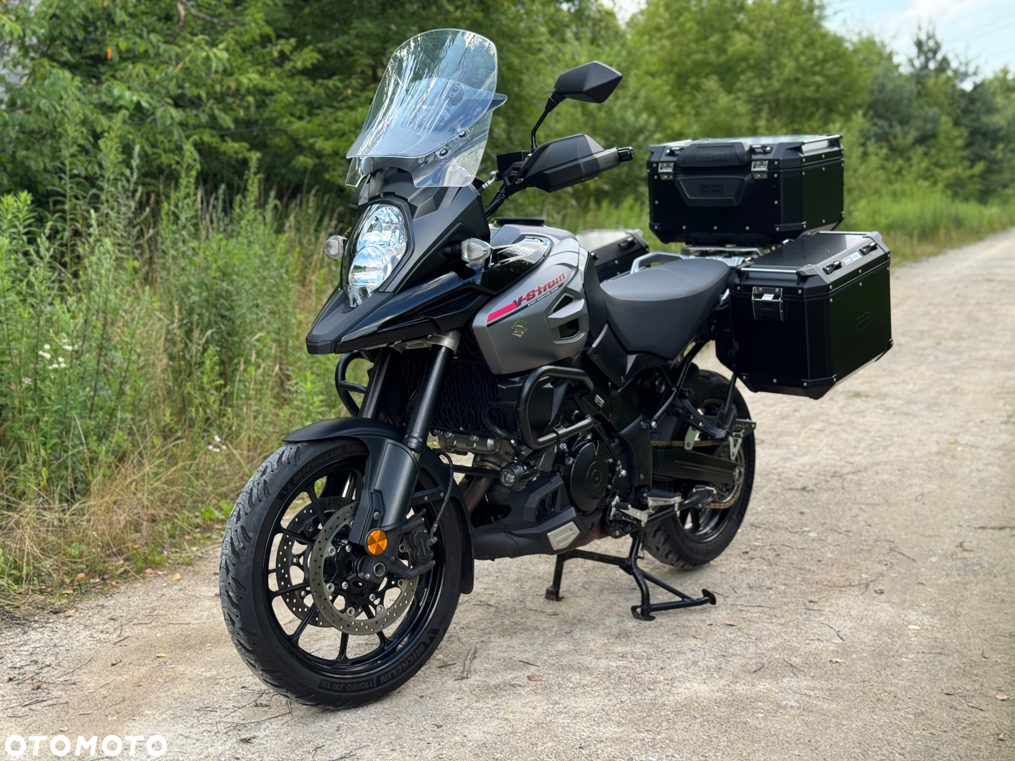 Suzuki V-STROM - 2