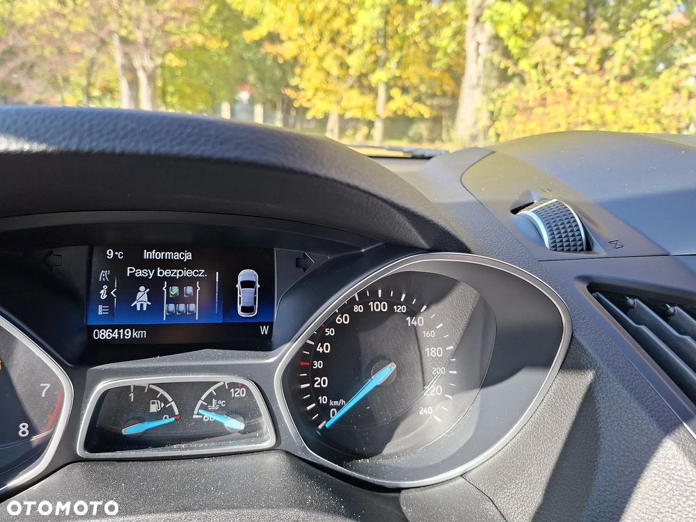 Ford Kuga 1.5 EcoBoost 2x4 Titanium - 7