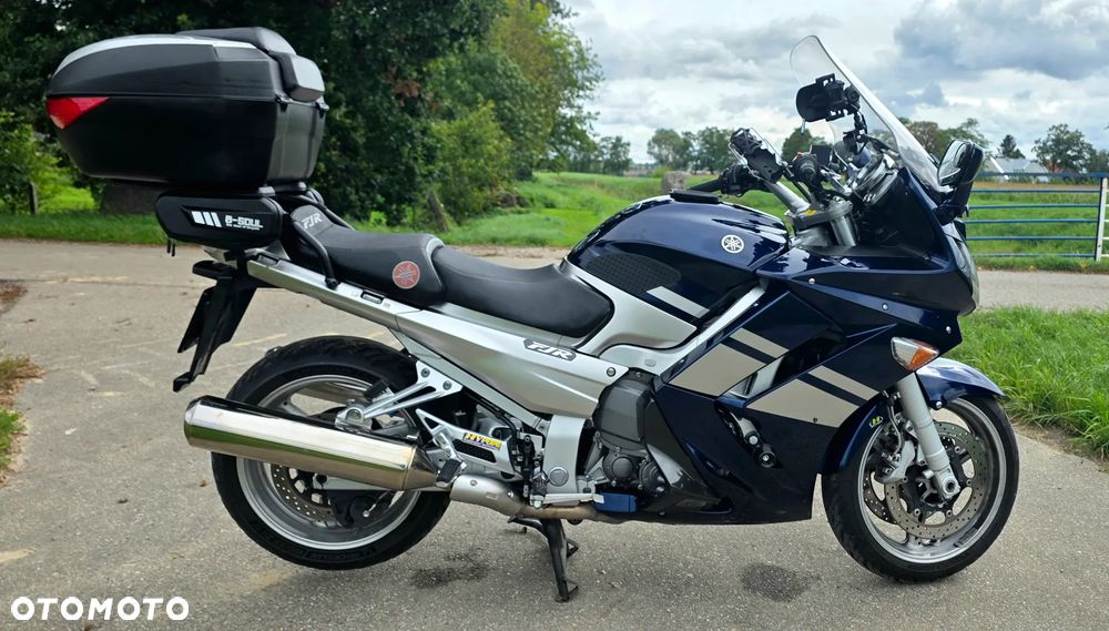 Yamaha FJR - 25