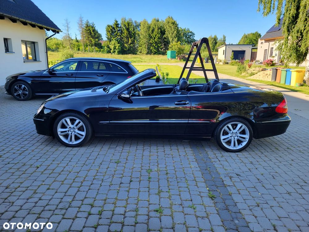 Mercedes-Benz CLK - 9