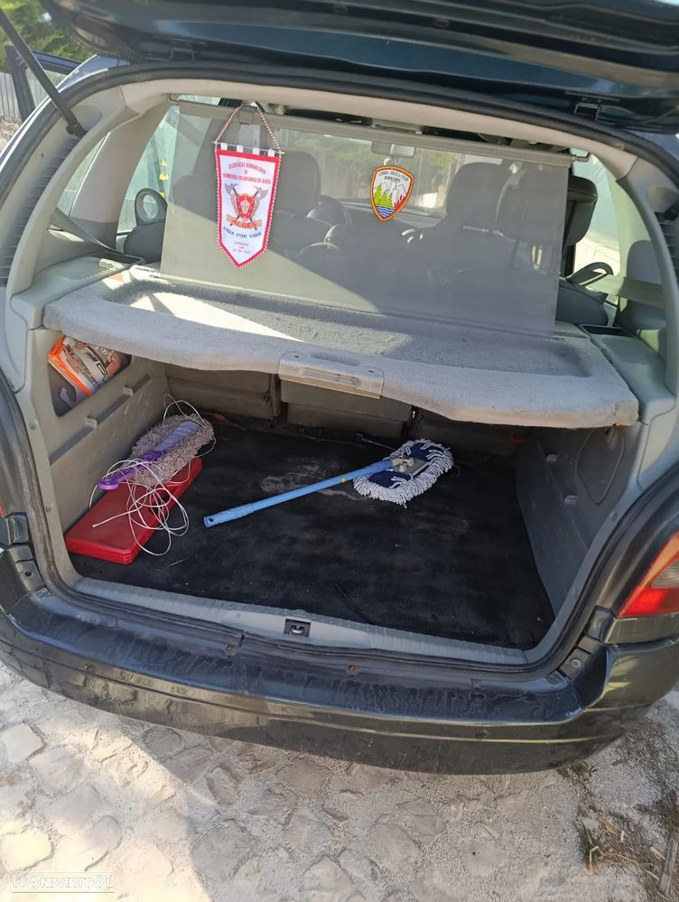 Renault Mégane Scénic - 7