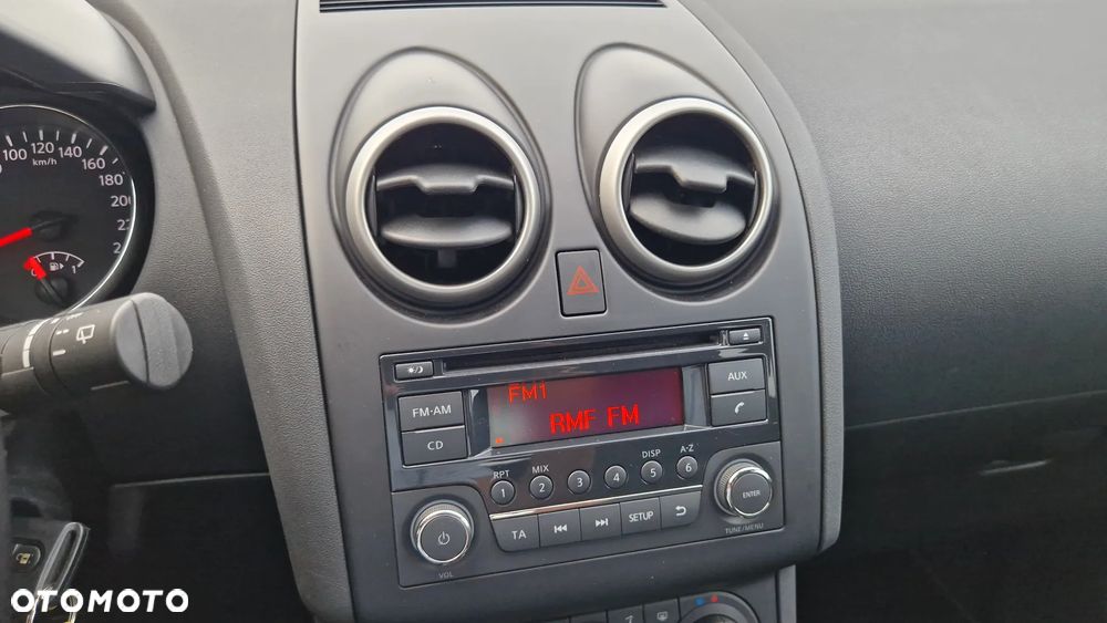 Nissan Qashqai 1.6 dCi DPF tekna - 17