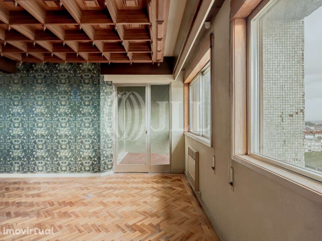 Apartamento T5, com terraço e garagem, no Porto - Grande imagem: 3/31