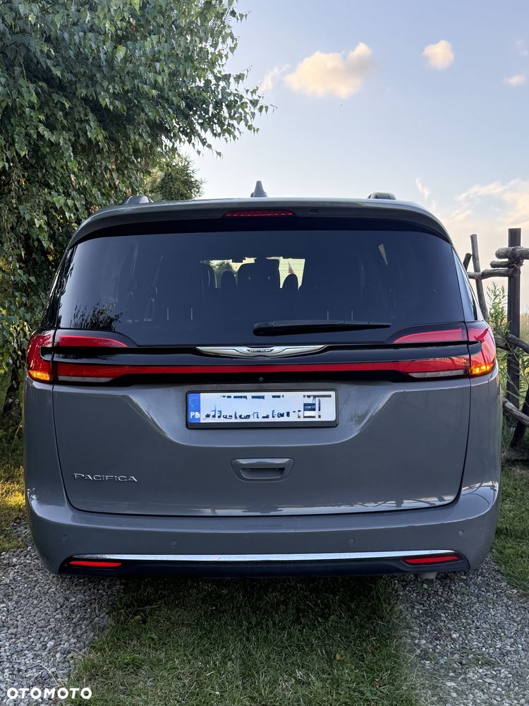 Chrysler Pacifica - 14