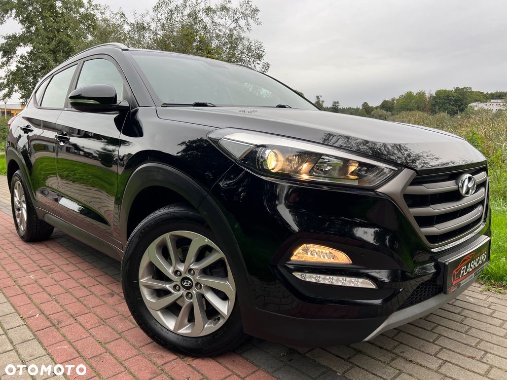 Hyundai Tucson blue 1.7 CRDi 2WD DCT Style