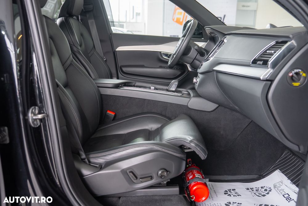 Volvo XC 90 Recharge T8 eAWD R-Design - 17