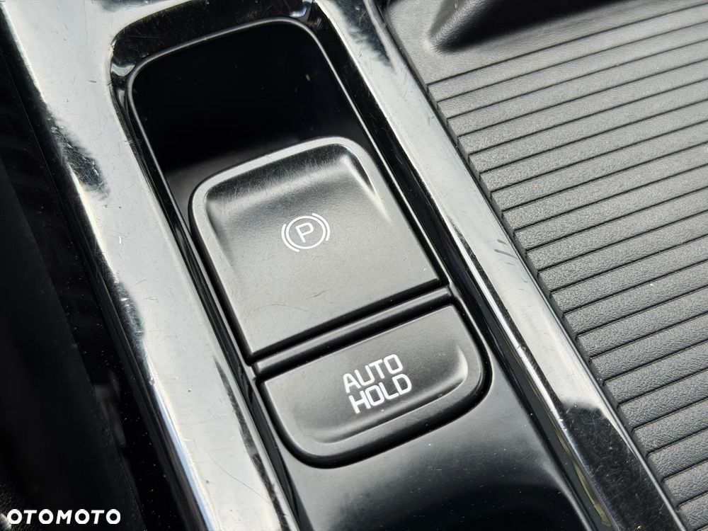 Kia Ceed 1.5 T-GDI L - 22