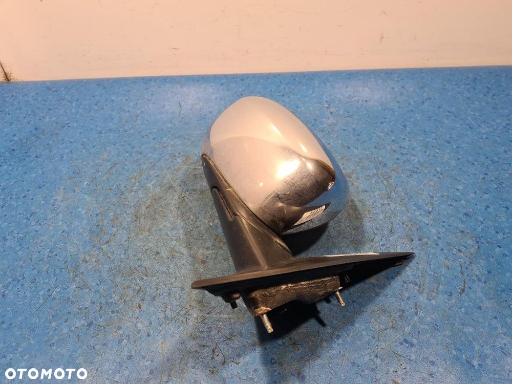 CHRYSLER 300C 3.0 CRD LUSTERKO PRAWE - 6