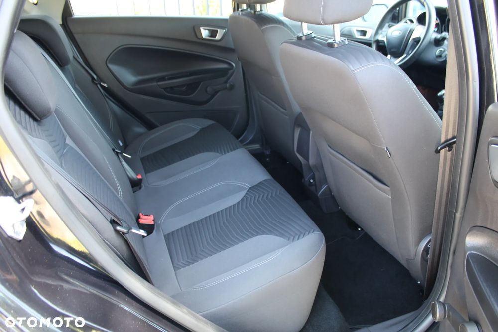 Ford Fiesta 1.0 EcoBoost Titanium - 31