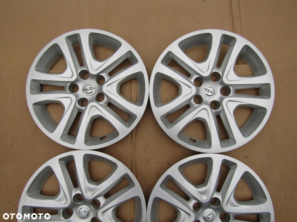 1x Kołpak Strukturalny 16 Opel Astra J IV  benzyna  K V Mokka 5x105 - 6