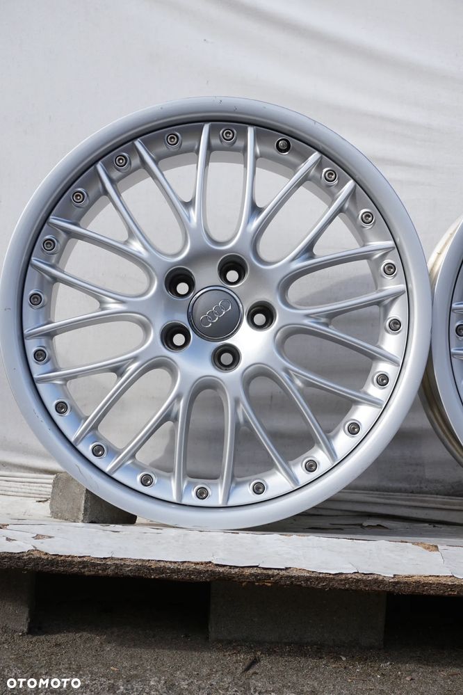 Audi 5x112 19 9J et33 8T0601025P - 4