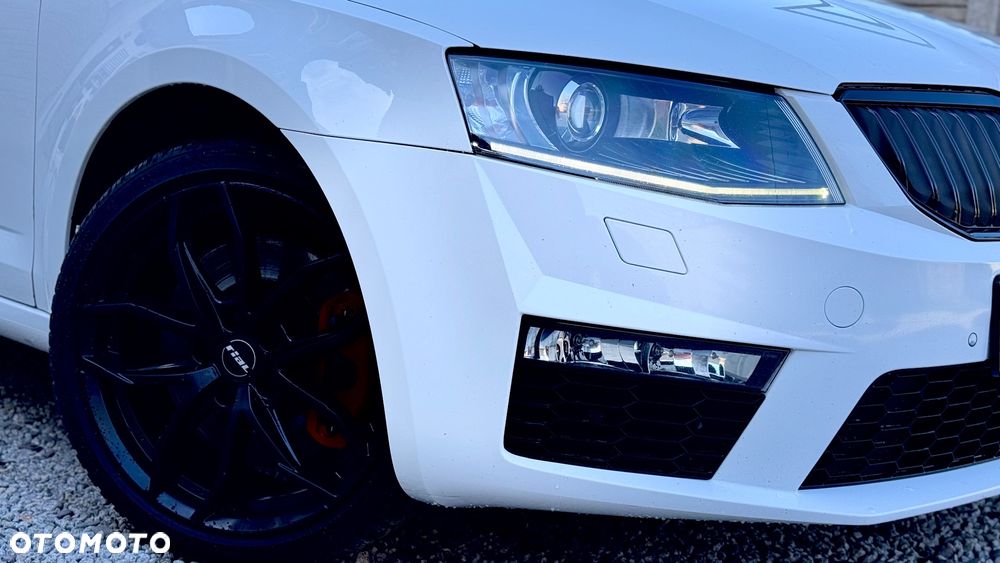 Skoda Octavia 2.0 TDI (Green tec) DSG RS - 9