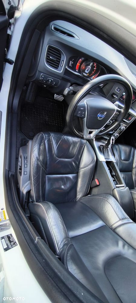 Volvo S60 T5 Geartronic RDesign - 28