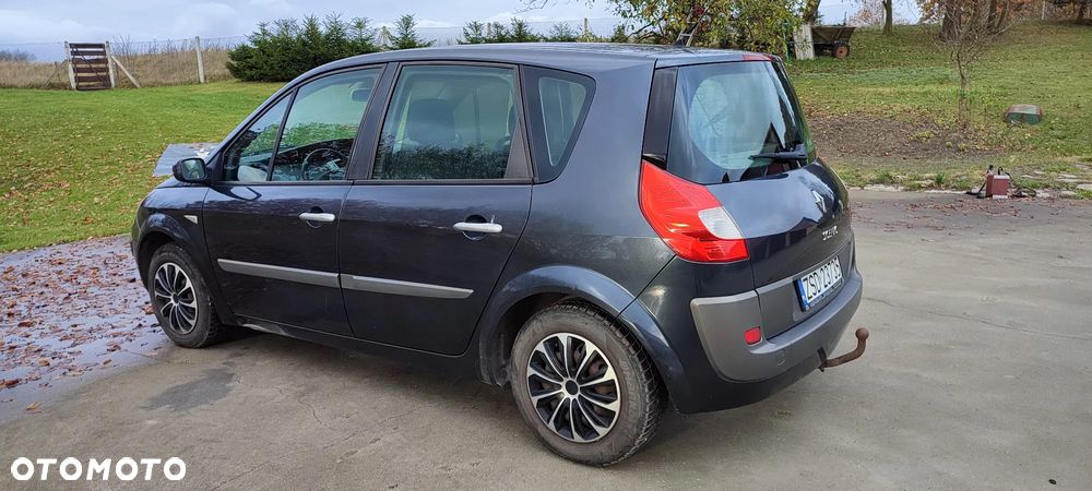 Renault Scenic - 10