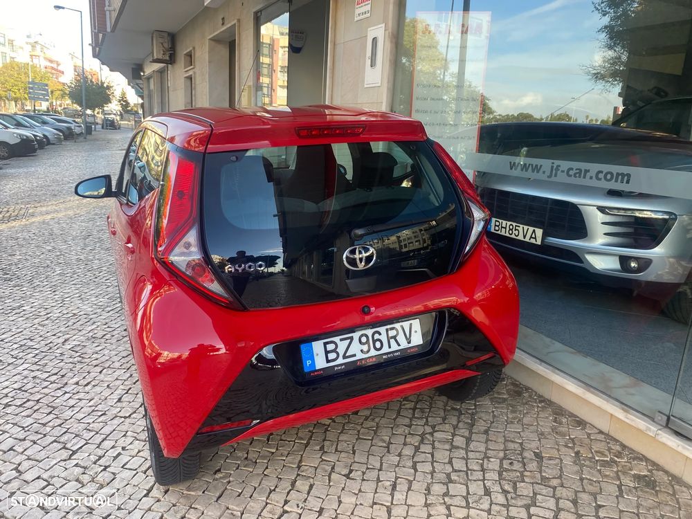 Toyota Aygo 1.0 X-Play+X-Touch - 9