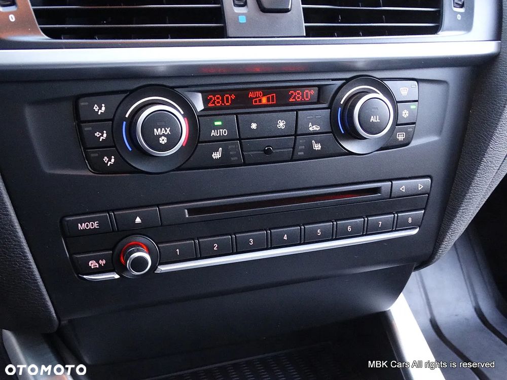 BMW X3 xDrive20d - 33