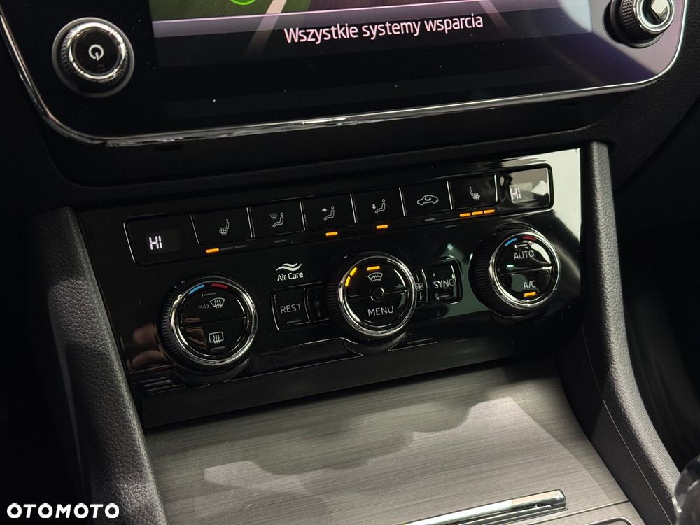 Skoda Superb 2.0 TDI SCR Style DSG - 25