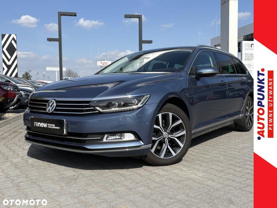 Volkswagen Passat - 1