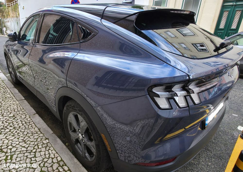 Ford Mustang Mach-E Standard - 5