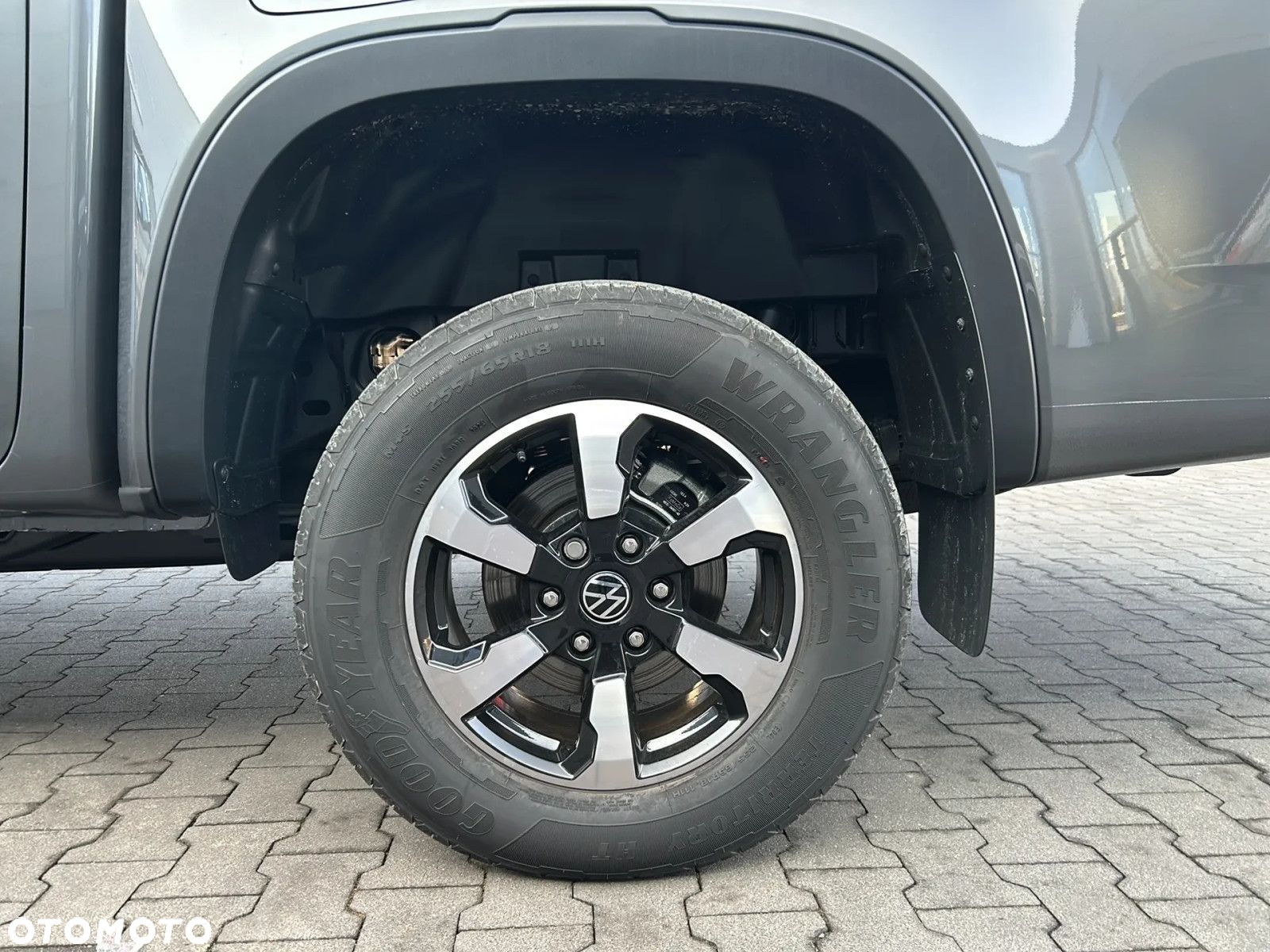 Volkswagen Amarok 3.0 V6 TDI 4Mot Style - 10
