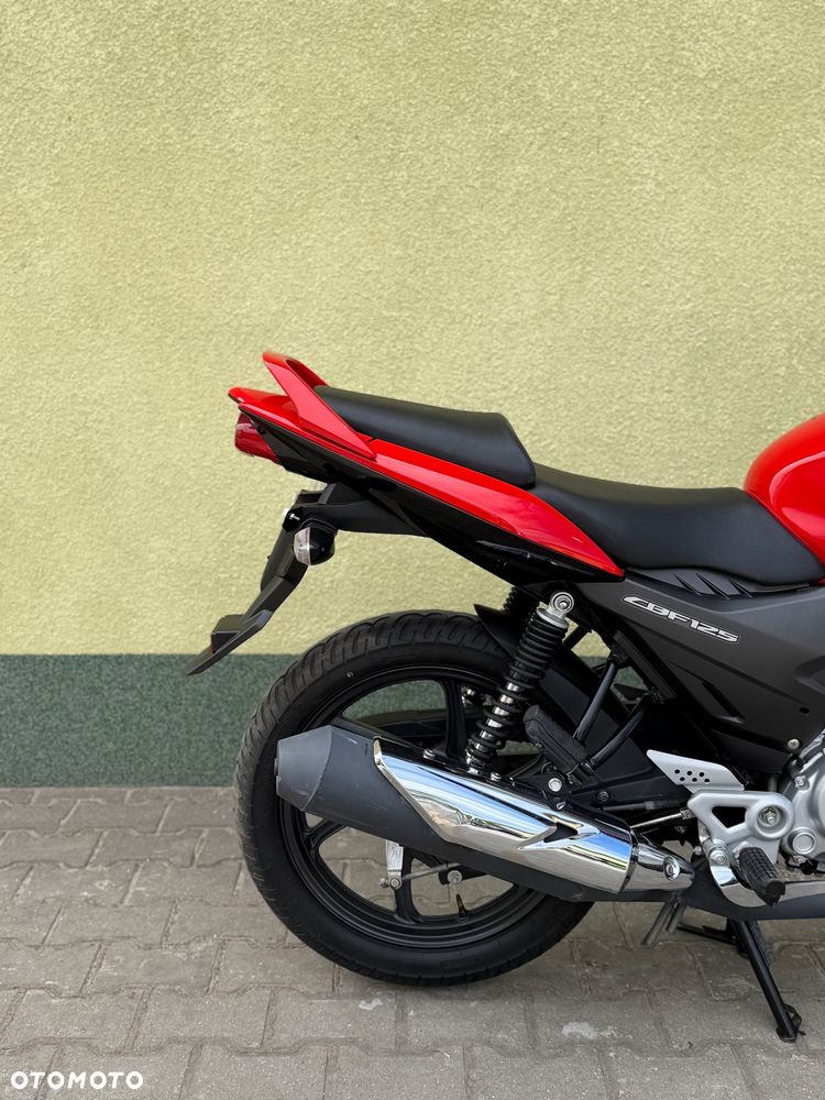 Honda CBF - 9