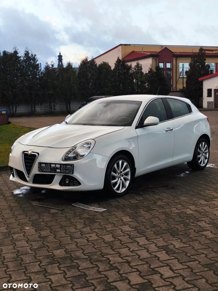 Alfa Romeo Giulietta - 10