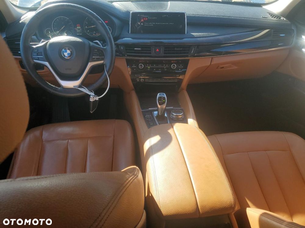 BMW X6 35i xDrive - 8