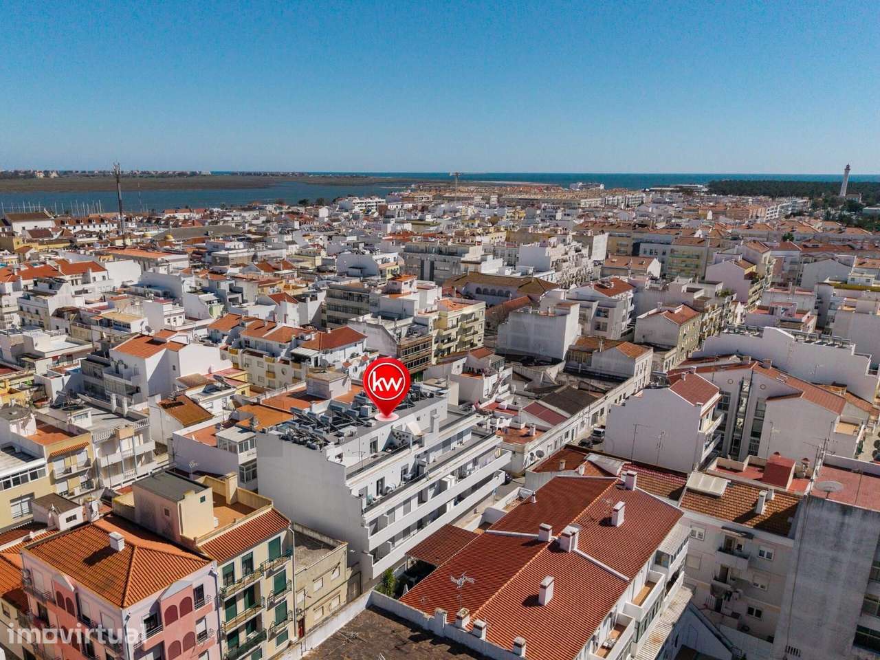 ✨ Apartamento T2 Moderno com Certificação Energética Classe A — Vila R - Grande imagem: 2/35