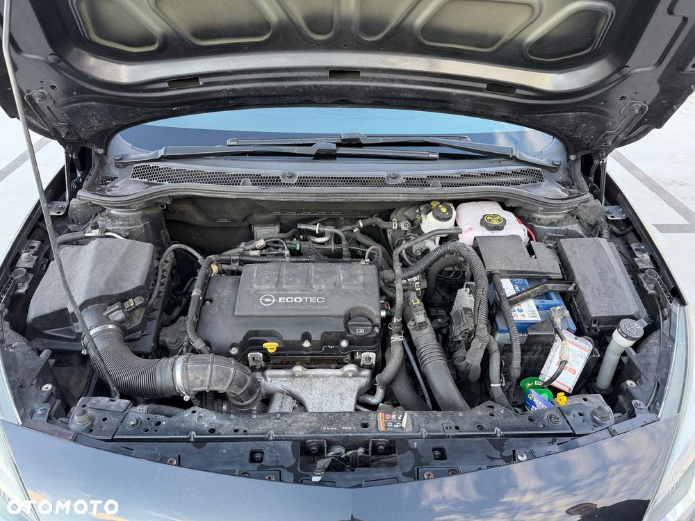 Opel Astra 1.4 T Cosmo - 15