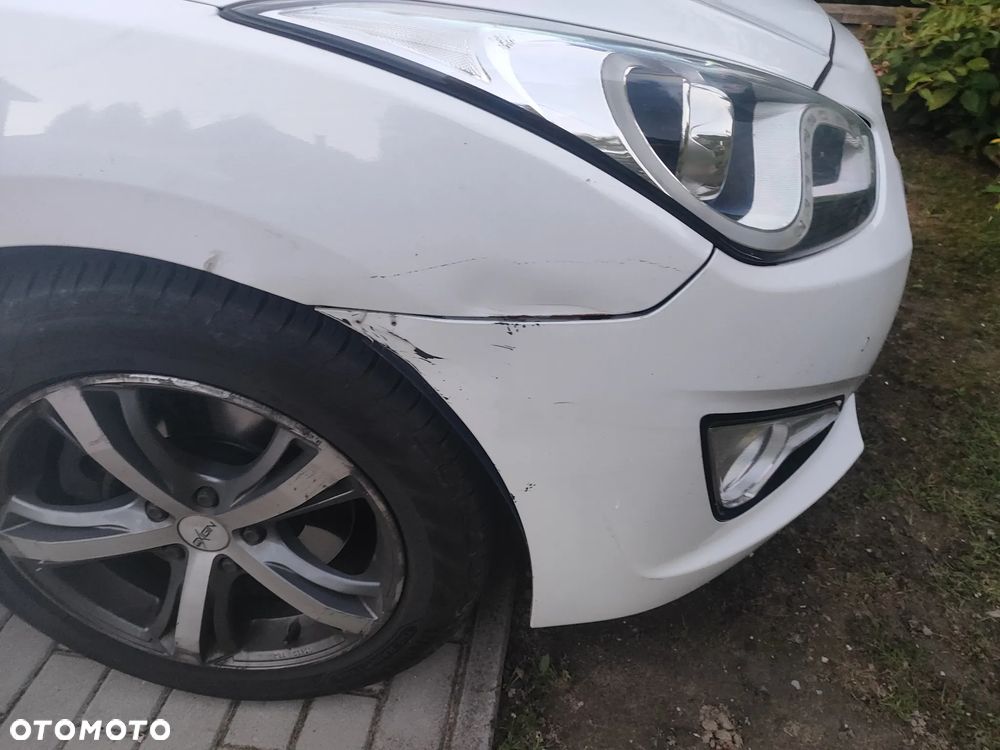 Hyundai i40 1.7 CRDi Comfort + - 13