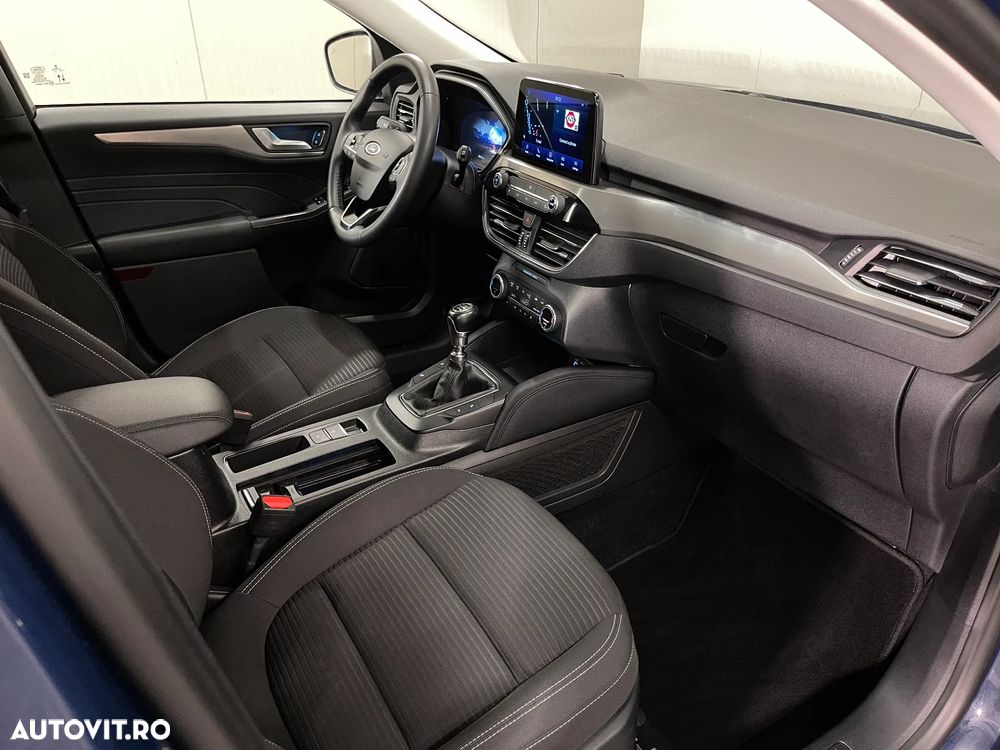Ford Kuga 1.5 EcoBoost TITANIUM - 10