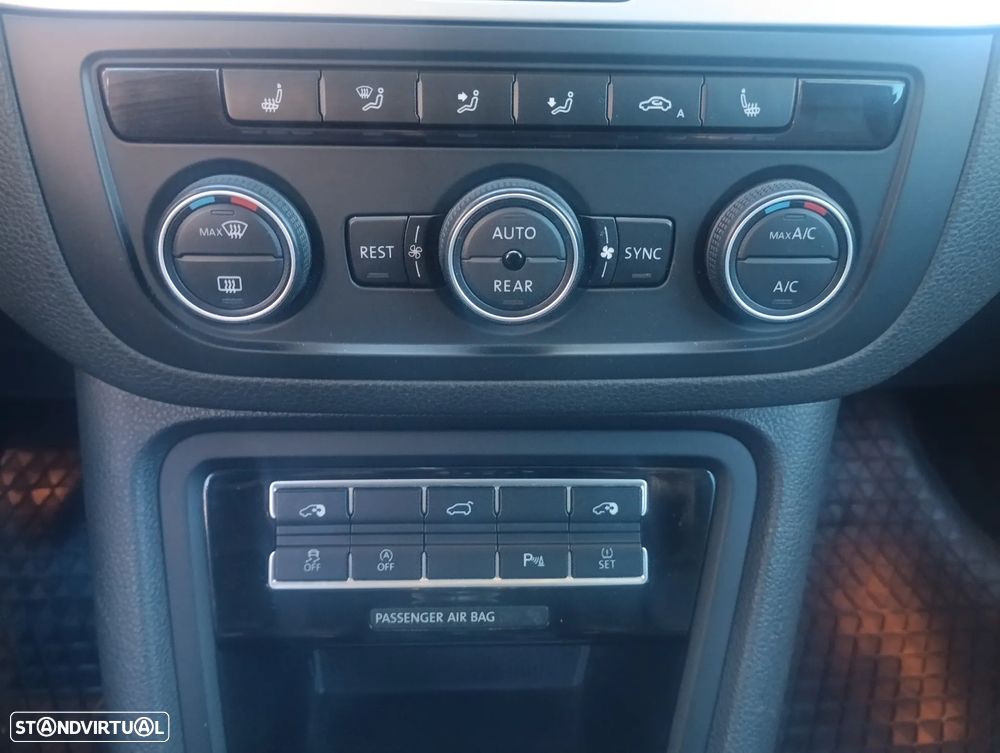 VW Sharan 2.0 TDI Highline - 17