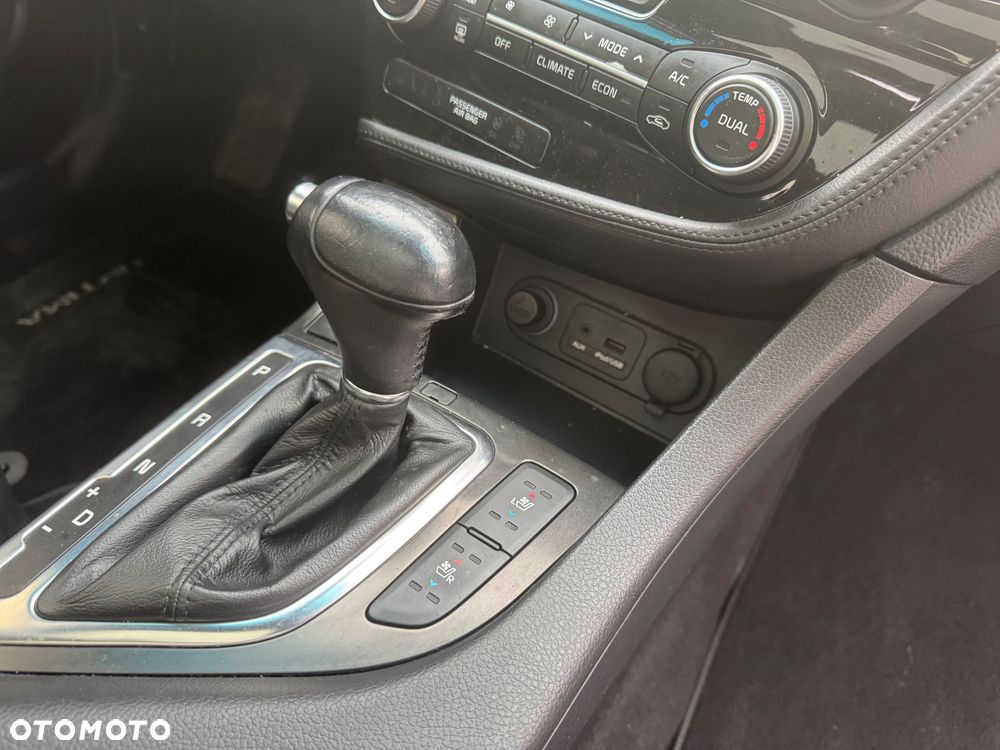 Kia Optima 2.0 CVVT Spirit - 14