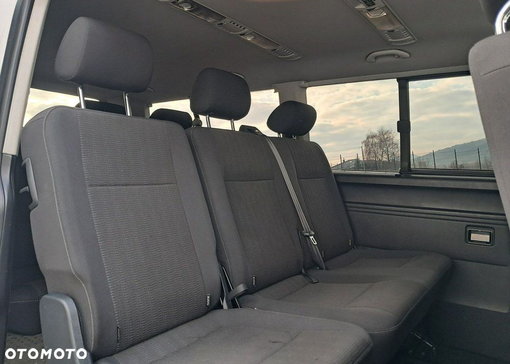 Volkswagen Caravelle 2.0 TDI L2 Comfortline 4Motion - 12