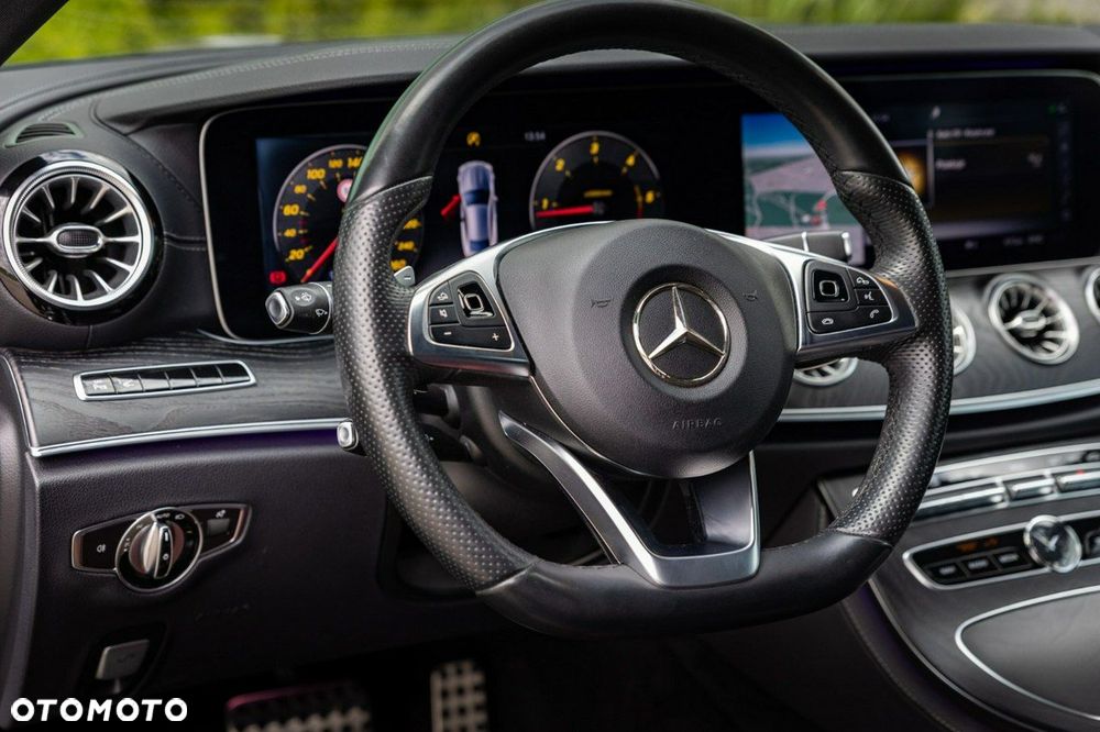 Mercedes-Benz Klasa E - 16