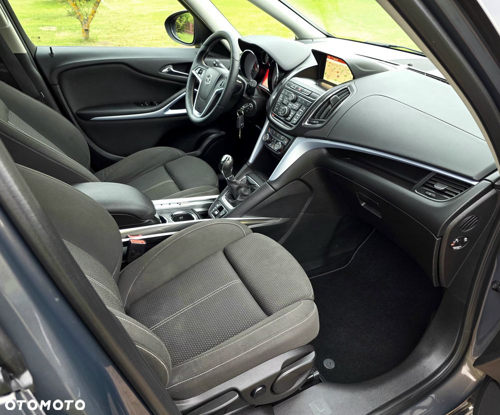 Opel Zafira - 25