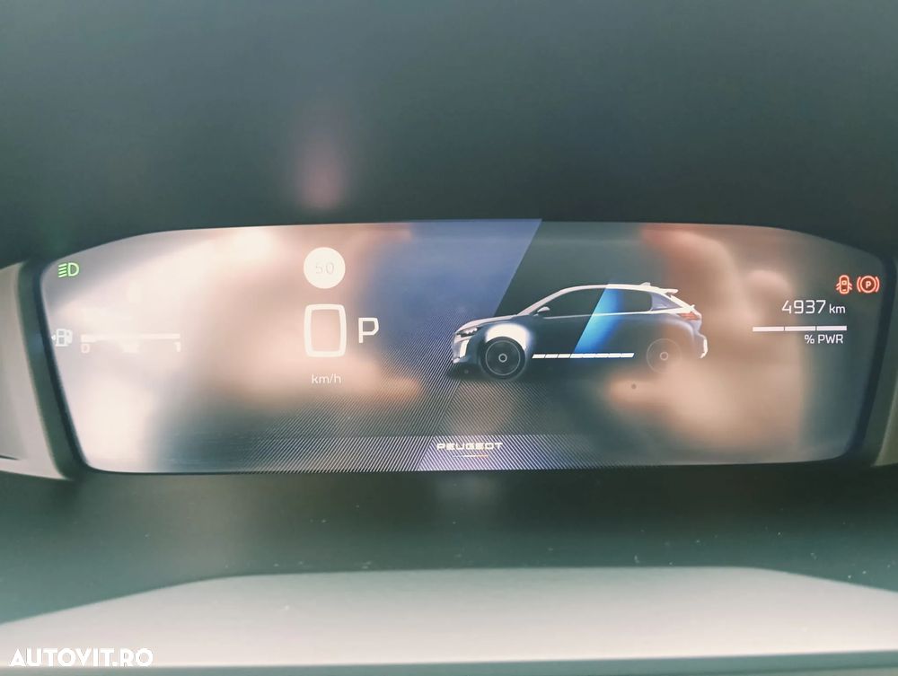 Peugeot 208 1.2L e-DCS6 MHEV Allure - 8