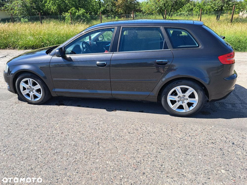 Audi A3 Sportback - 4