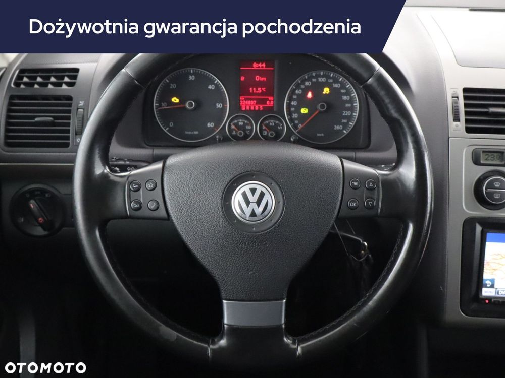 Volkswagen Touran - 17