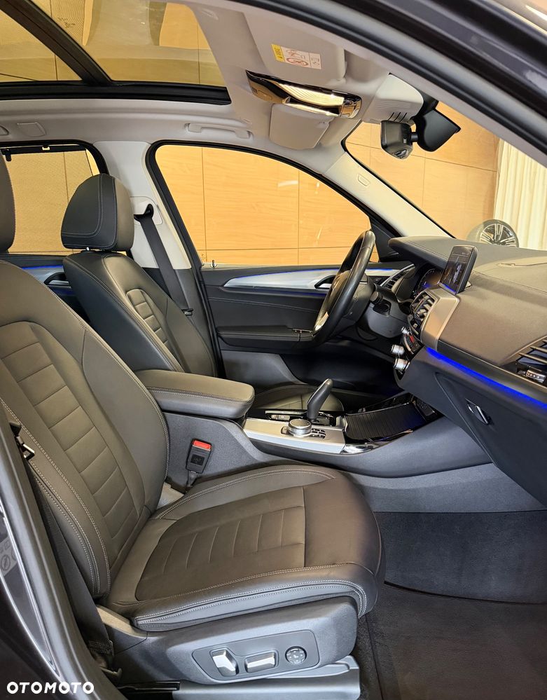 BMW X3 xDrive20d xLine - 9