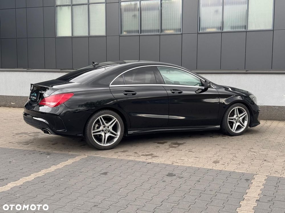 Mercedes-Benz CLA 200 7G-DCT AMG Line - 16