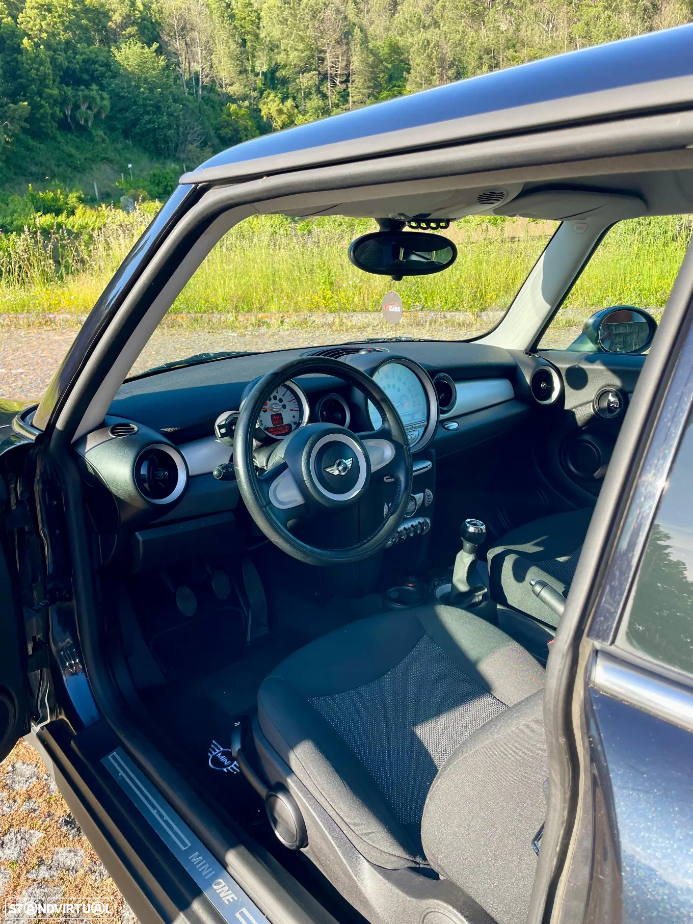 MINI 3 Portas One 1.4 - 9