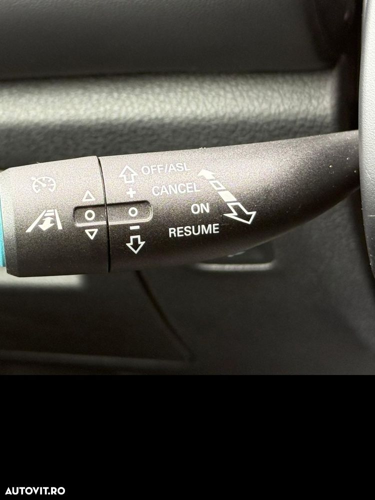 MG EHS 1.5T-GDI PHEV Luxury - 13