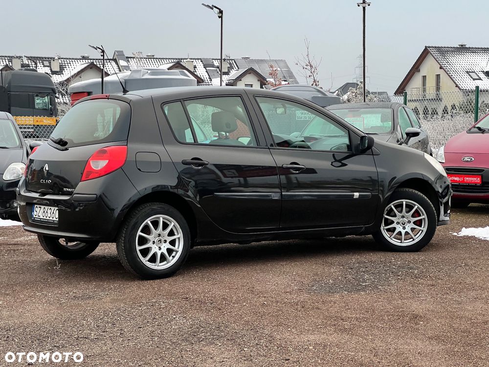 Renault Clio 1.2 16V Expression - 15