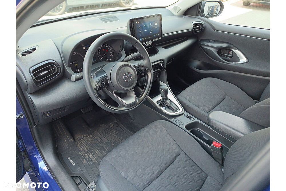 Mazda 2 Hybrid - 7