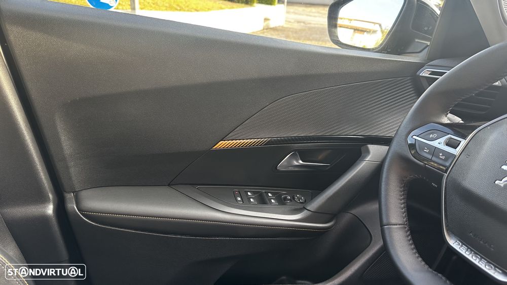 Peugeot 2008 - 16